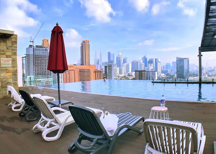 Lila Suites D, Majestic Place