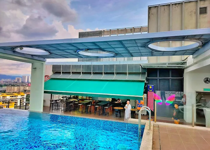 Lila Suites D, Majestic Place