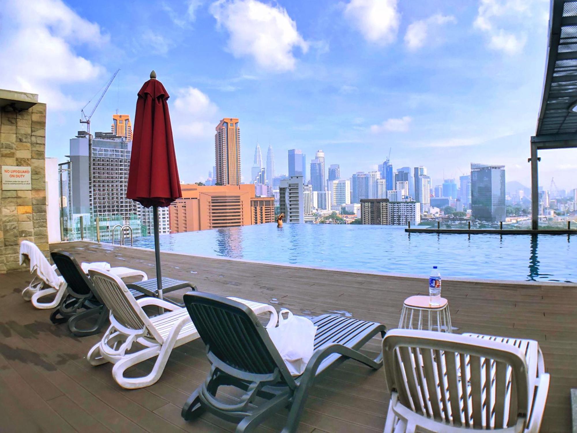 Apartemen Lila D, Majestic Place