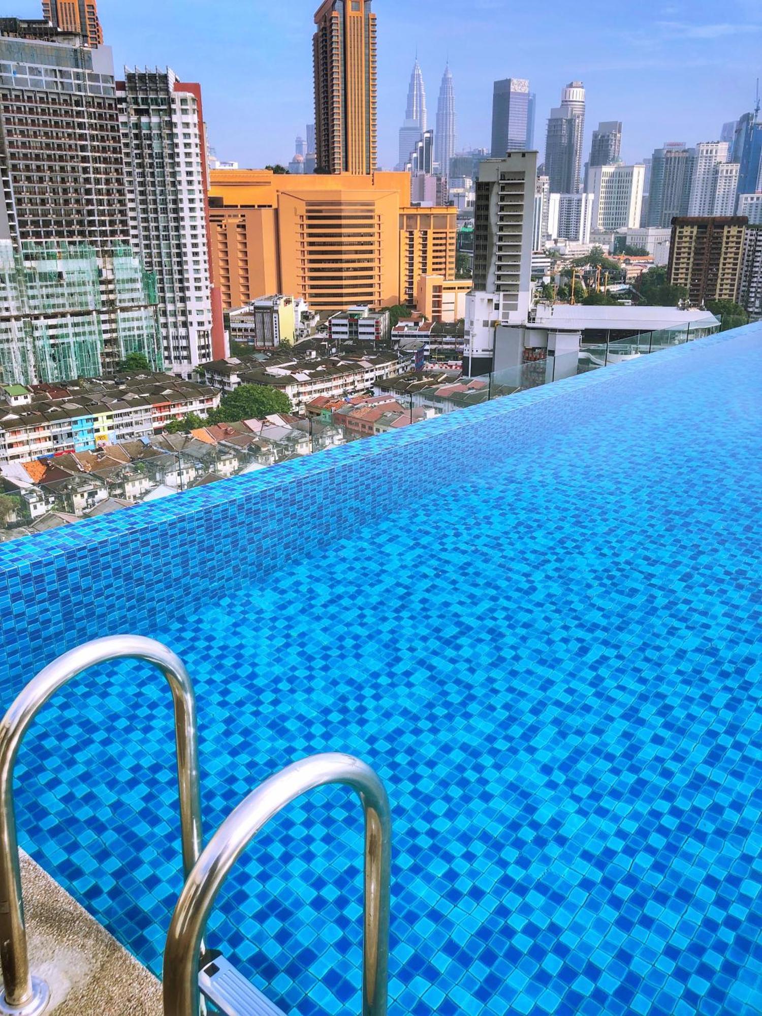Apartemen Lila D, Majestic Place