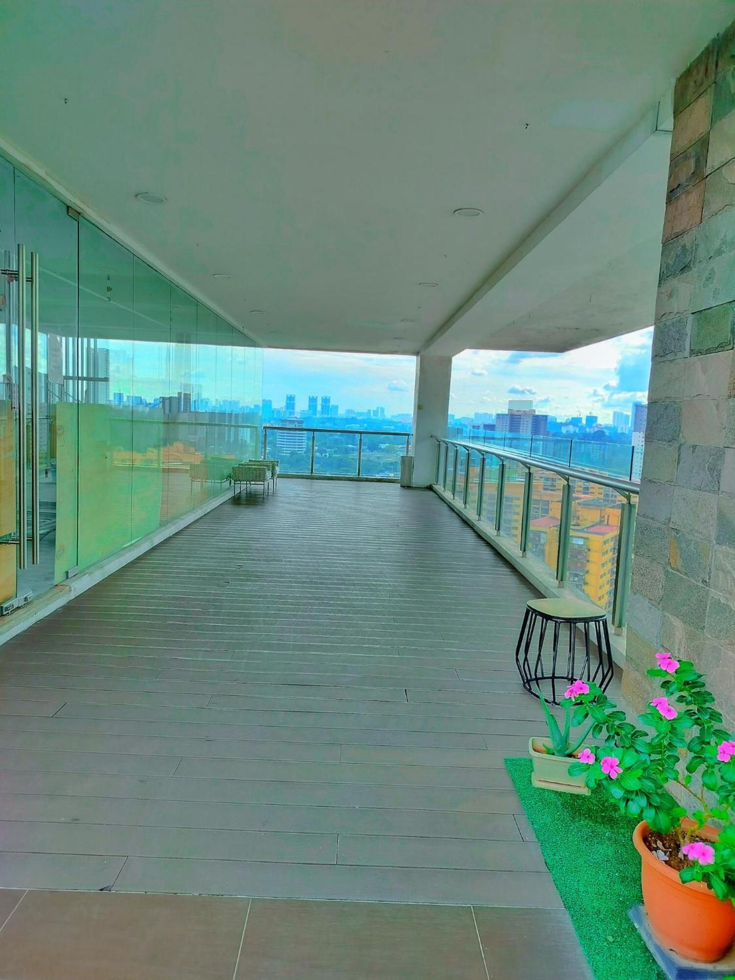 Lila D, Majestic Place Apartemen *
